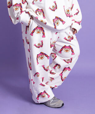 PUNYUS　ラムネ　スウェット上下セット PUNYUS ラムネ スウェット上下セット フード総柄スウェット