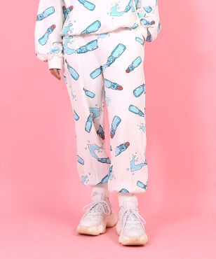 フード総柄スウェット(RAMUNE)[商品：PN21SS-032-1R] - PUNYUS