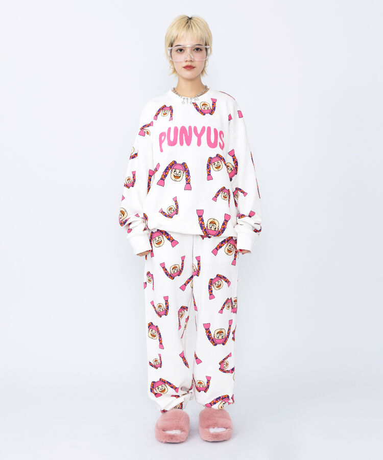 【新サイズ】NAOMIチャン総柄スウェット