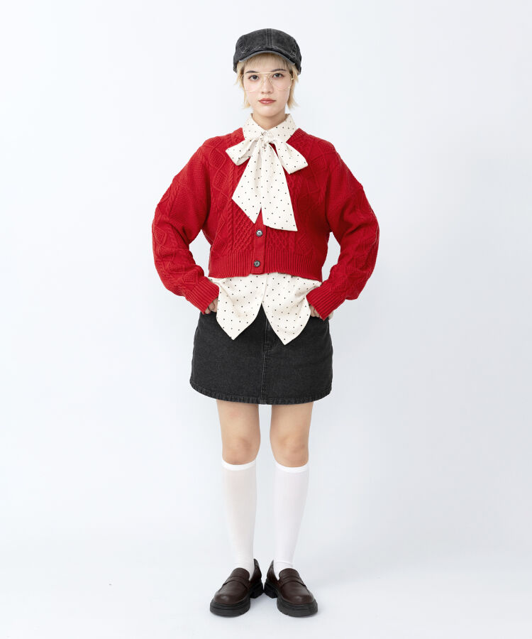 ケーブルニットカーディガン