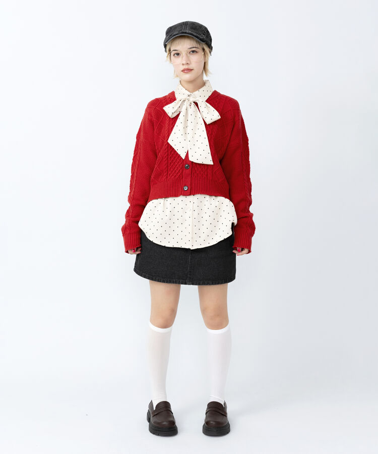 ケーブルニットカーディガン