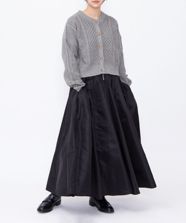 ケーブルニットカーディガン