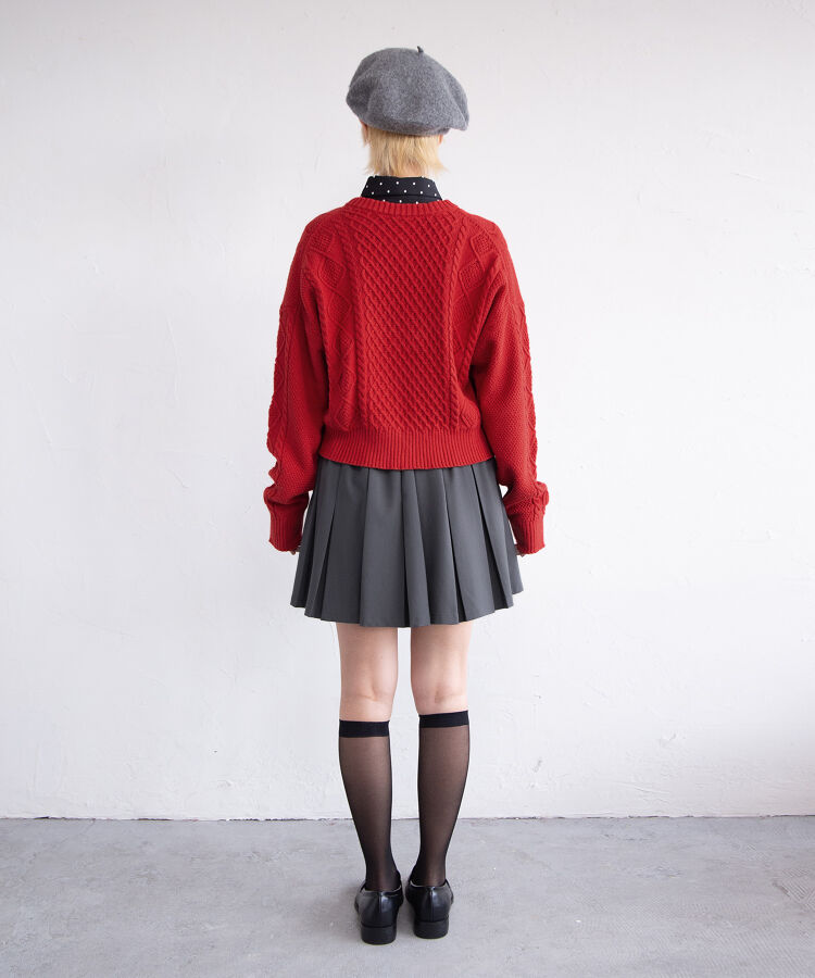 ケーブルニットカーディガン