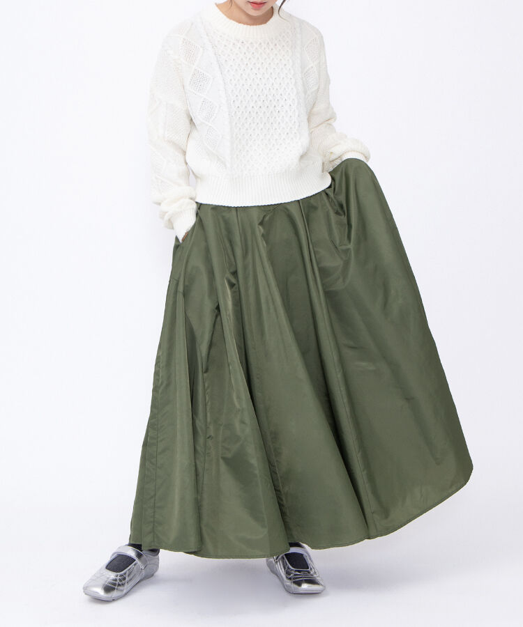 ケーブルニット