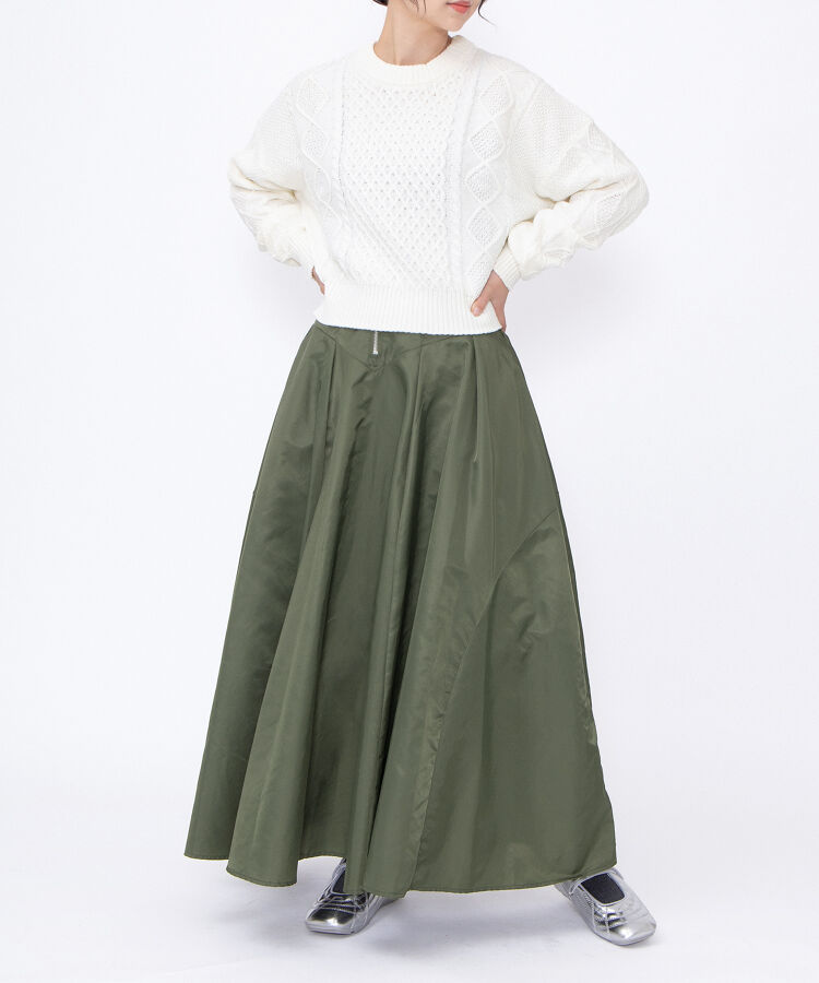 ケーブルニット