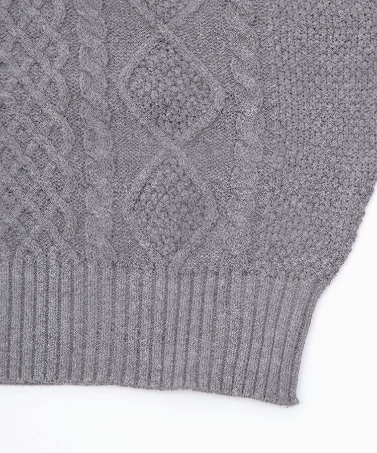 ケーブルニット