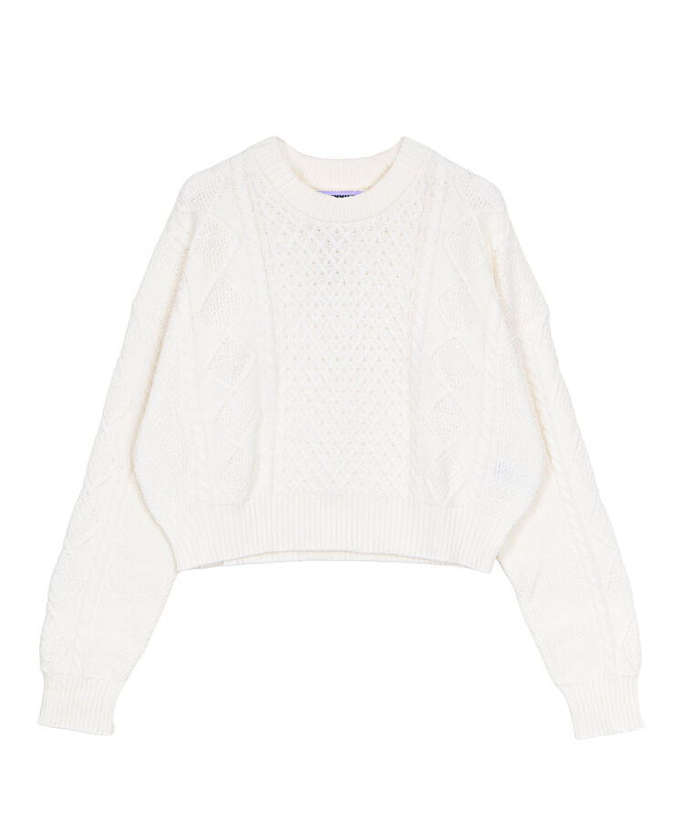 ケーブルニット