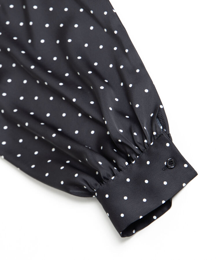 ���{���t���h�b�g�u���E�X