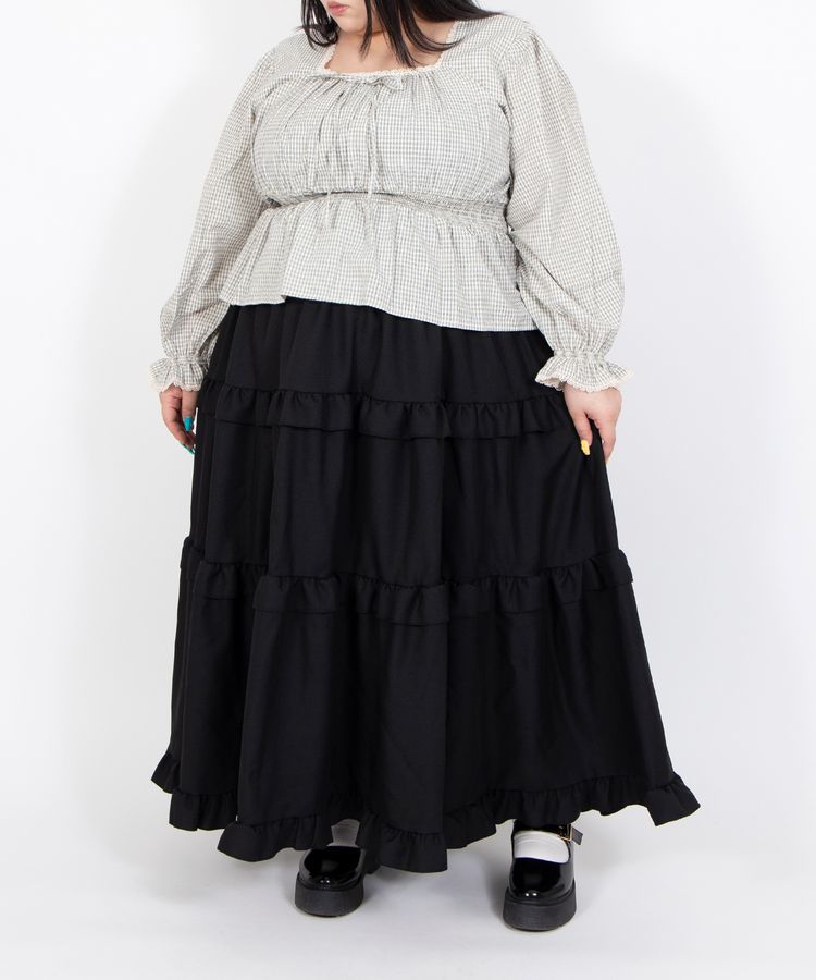 フリルティアードロングスカート