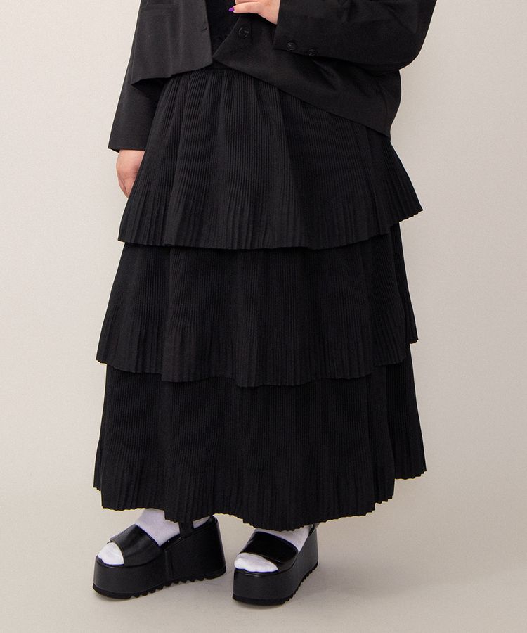 プリーツティアードロングスカート