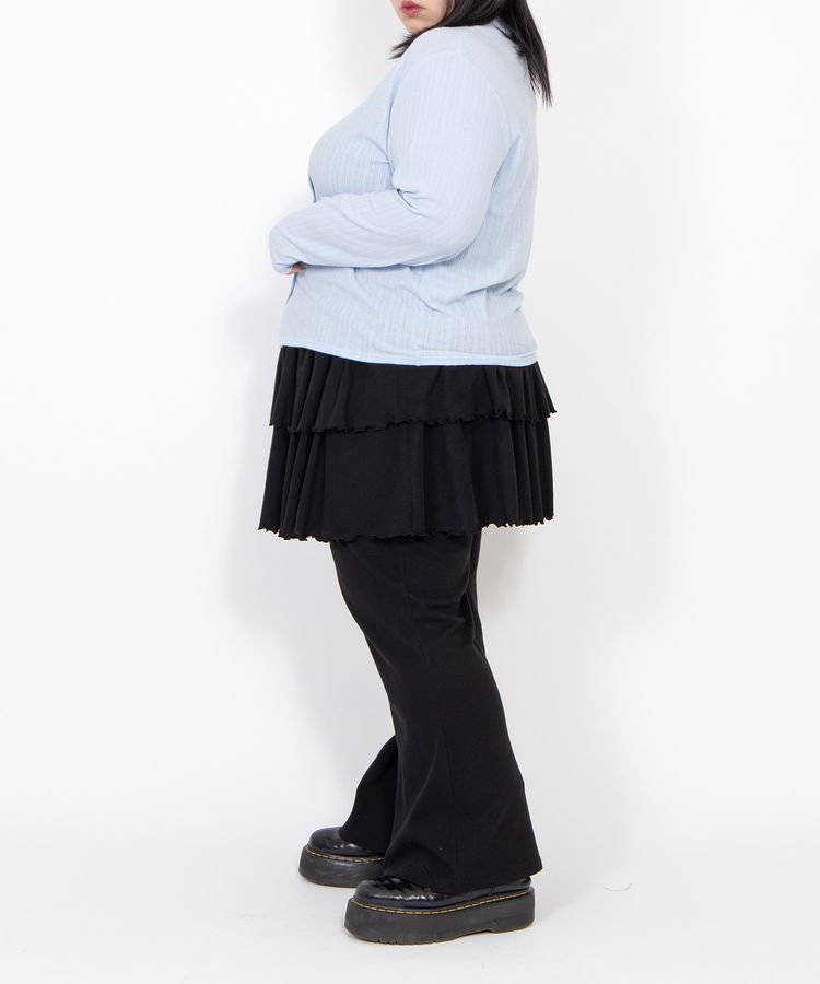 フリルレイヤードフレアパンツ