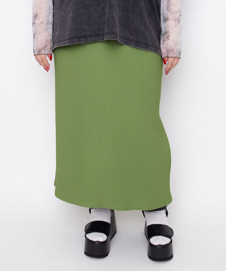 バックスリットロングスカート
