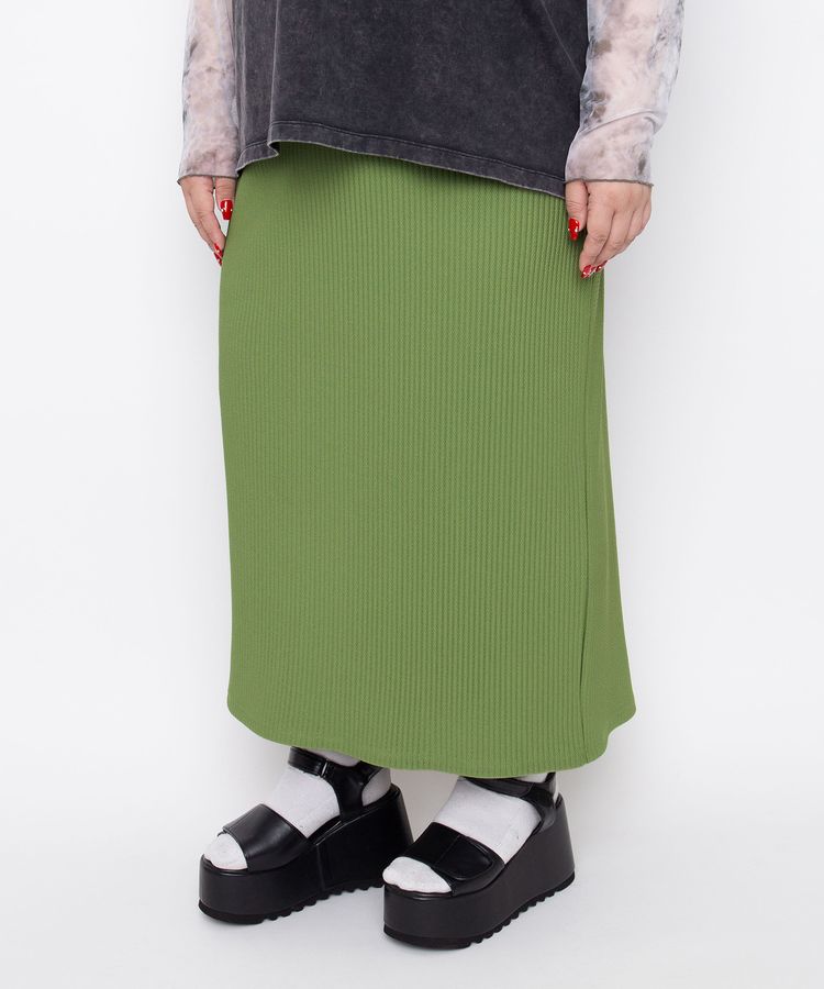 バックスリットロングスカート