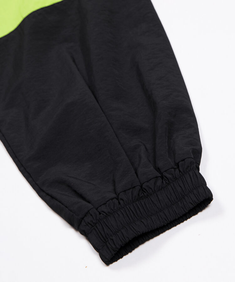 �؂�ւ��i�C���������s�[�X