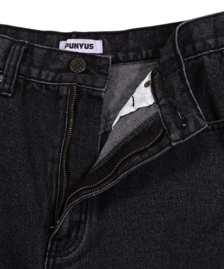 �_���[�W���M�����[�f�j���p���c