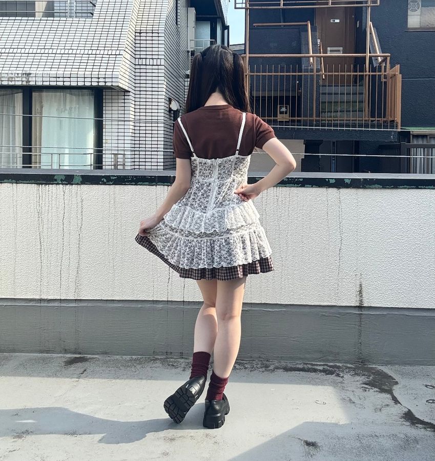 ���[���