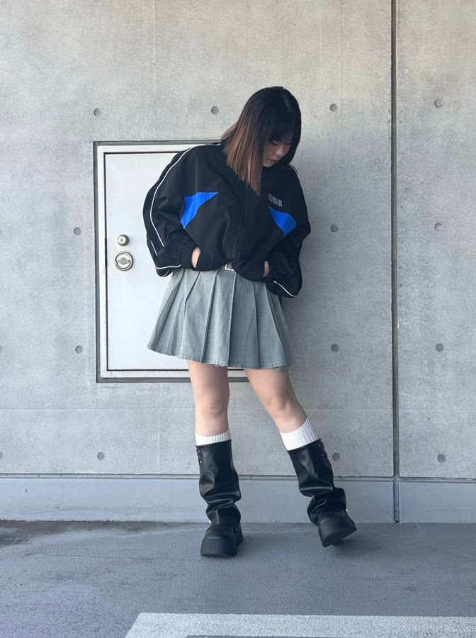 �����