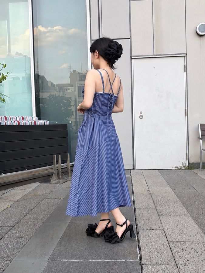���