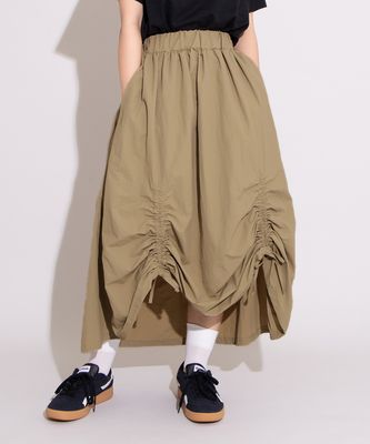 �h���X�g�t���A�X�J�[�g