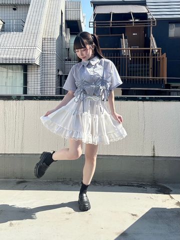 ���[���