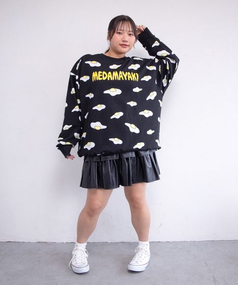 PUNYUS プニュズ 目玉焼き medamayaki 黒 スウェット PUNYUS（プニュズ） tシャツ 目玉焼き総柄Tシャツ(MEDAMAYAKI