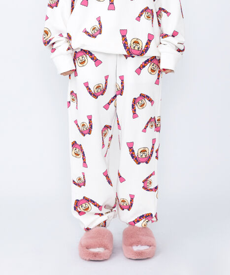 新サイズ】NAOMIチャン総柄スウェットパンツ[商品：PN19SS-002-9-15