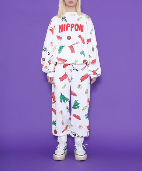新品 プニュズ セーラームーン 総柄 スウェット PUNYUS