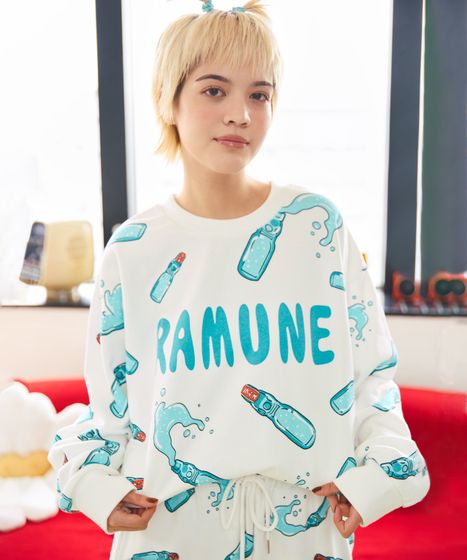 新サイズ】フード総柄スウェット[商品：PN21SS-032-1-15] - PUNYUS