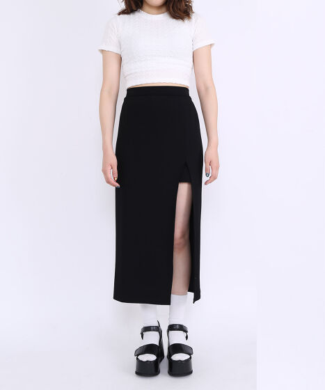 クロップドトップ[商品：PN23SS-050] - PUNYUS Online Store