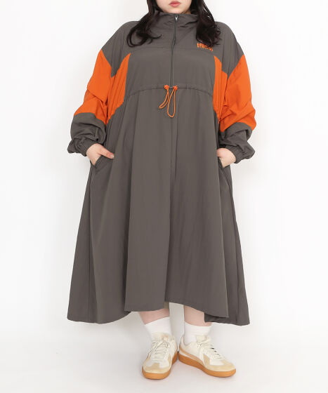 ワンピース nya 切り替えナイロンワンピース[商品：PN24AW-007] - PUNYUS Online
