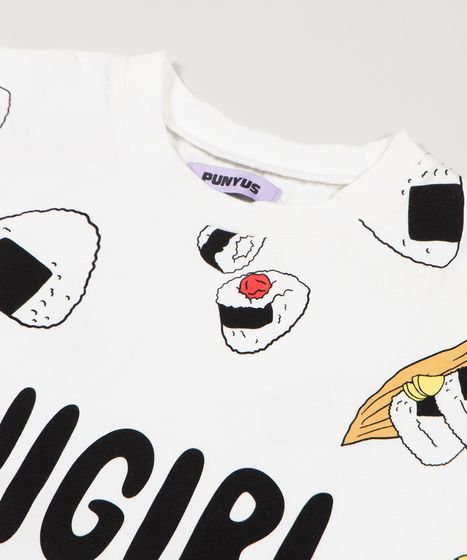 新サイズ】フード総柄Tシャツ[商品：PN24SS-020-4-15] - PUNYUS Online