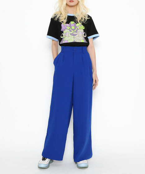 新品【Pauline Bleu 】香水瓶プリントTシャツ◆ゆったり 白 黒 新品【Pauline Bleu 】香水瓶プリントTシャツ◇ゆったり 白 黒