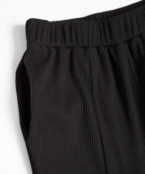 フロントスリットフレアパンツ[商品：PN25AW-006] - PUNYUS Online