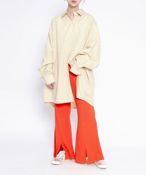 フロントスリットフレアパンツ[商品：PN25AW-006] - PUNYUS Online