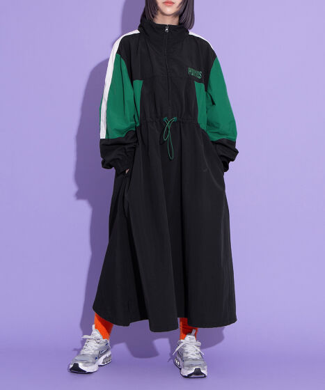 切り替えナイロンワンピース[商品：PN25AWR-006] - PUNYUS