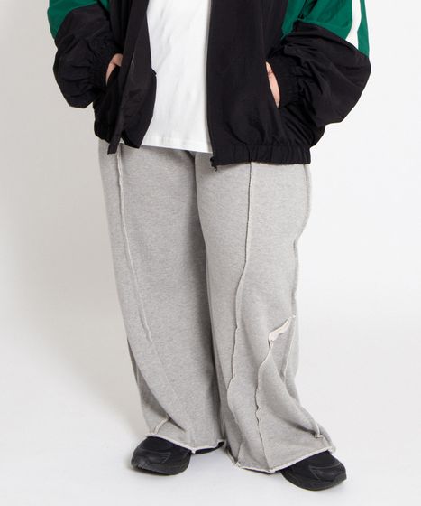 カットオフスウェットパンツ[商品：PN25AWR-025] - PUNYUS Online