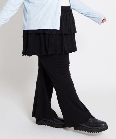 フリルレイヤードフレアパンツ[商品：PN25AWR-028] - PUNYUS Online