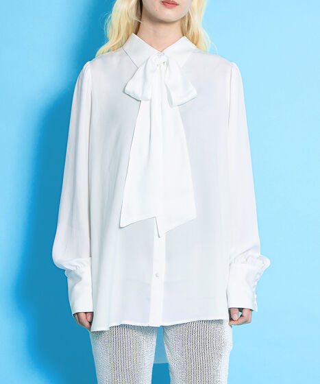リボン付きブラウス[商品：PN25SS-015] - PUNYUS Online Store / 公式通販
