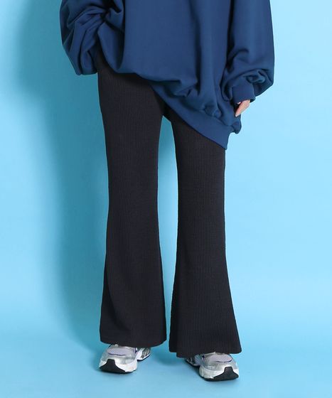 ストライプフレアパンツ[商品：PN25SS-016] - PUNYUS Online Store