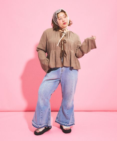 カットオフデニムフレアパンツ[商品：PN25SS-045] - PUNYUS Online