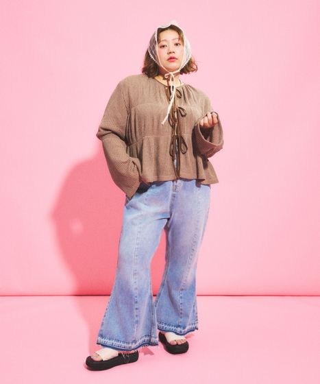 カットオフデニムフレアパンツ[商品：PN25SS-045] - PUNYUS Online