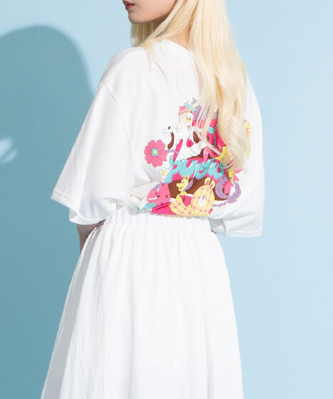 ストロベリーフレンズビッグTシャツ[商品：PN25SS-052] - PUNYUS