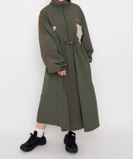 切り替えナイロンワンピース[商品：PN26AW-007] - PUNYUS Online Store