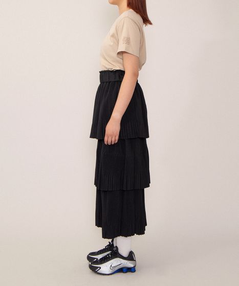 プリーツティアードロングスカート[商品：PN26SS-028] - PUNYUS Online