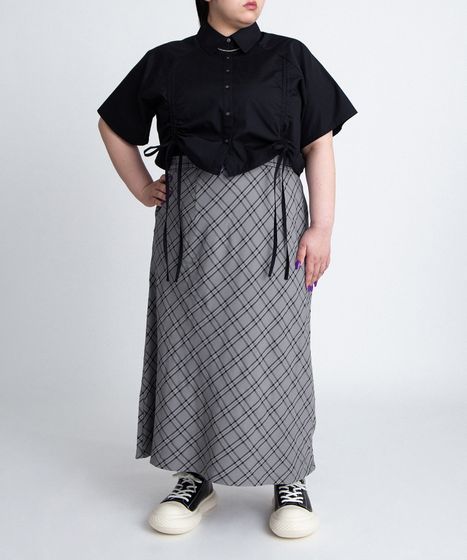 クロップド丈ドロストシャツ[商品：PN26SS-030] - PUNYUS Online Store