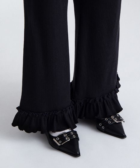 リブフレアフリルパンツ[商品：PN26SS-034] - PUNYUS Online Store