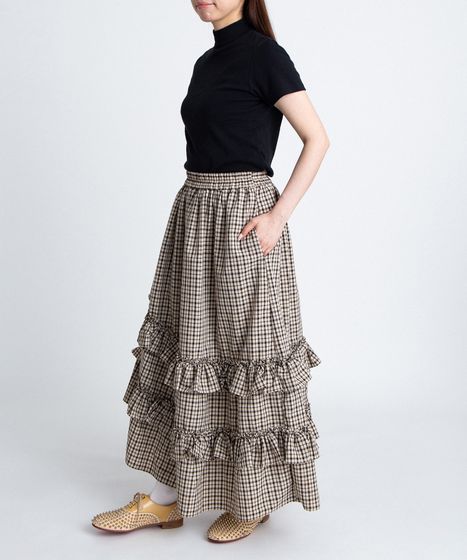 アシンメトリーチェックフリルロングスカート[商品：PN26SS-037