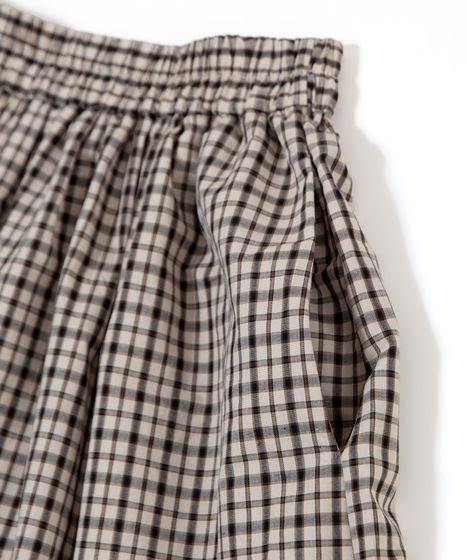 アシンメトリーチェックフリルロングスカート[商品：PN26SS-037