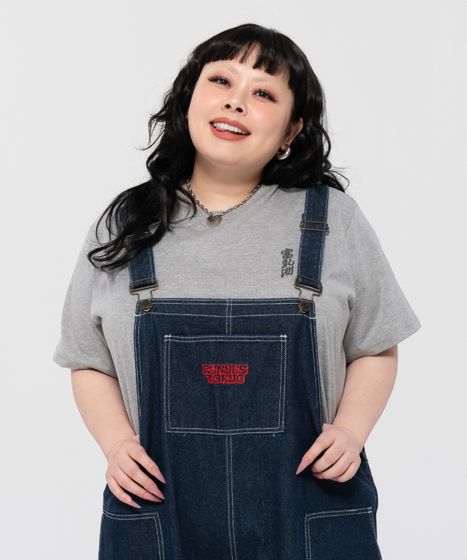 【新品未使用】V12 レディース　シャツ ニャンキーTシャツ[商品：PN26SS-081] - PUNYUS Online Store / 公式通販