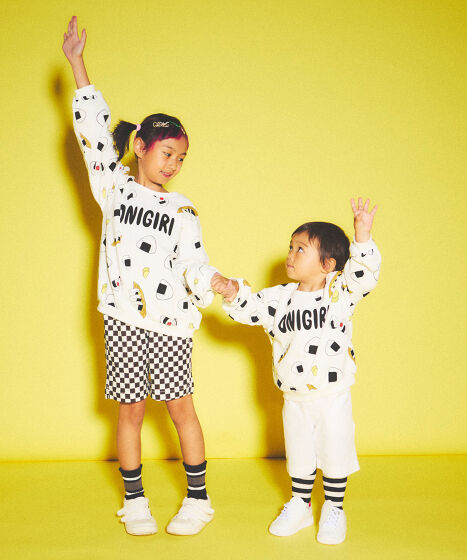 キッズフード総柄スウェット[商品：PNK24AW-001] - PUNYUS